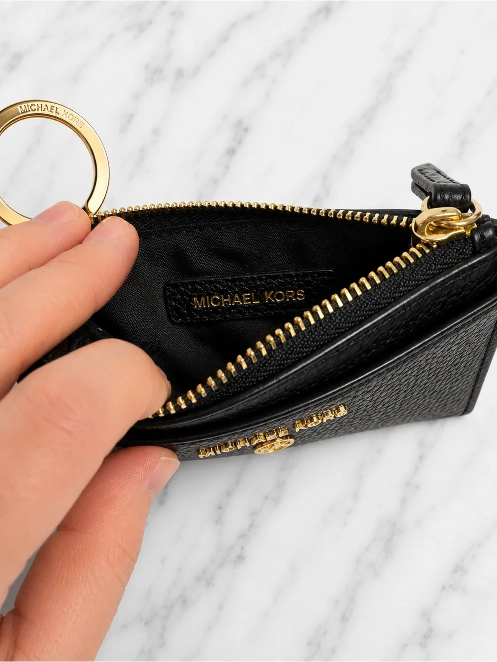 Michael Kors compact zip